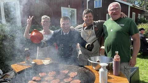 Succé när Kapten Mat smashade burgare i Axmar bruk