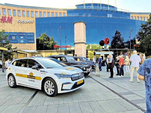 Förboka era taxiresor till alla julfester