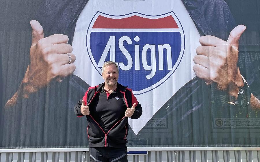 Robert Pettersson-Hillman på 4Sign i Gävle och Bollnäs växlar upp med gemensamt bolag.