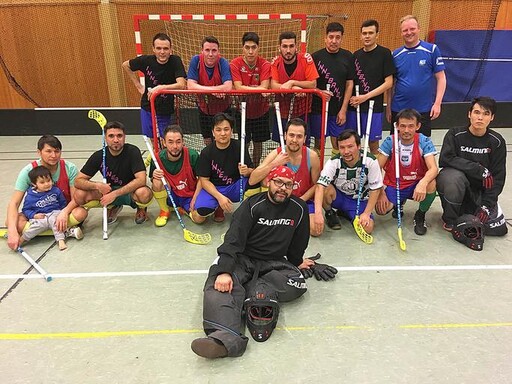 Inbjudan till motionsserie i Innebandy