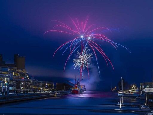 Eje Berglund bjuder på Sveriges största nyårsfyrverkeri i Gävle